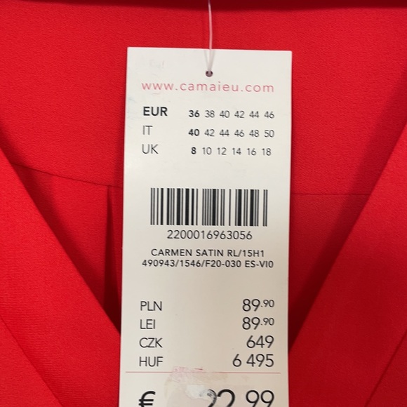 Red blouse - Picture 2 of 2